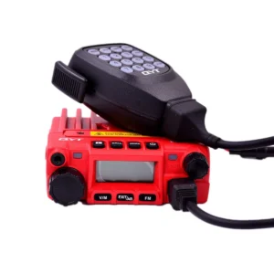 Red QYT KT‑8900 Dual‑Band Mobile Radio — 25W VHF / 20W UHF, Mini Car Transceiver